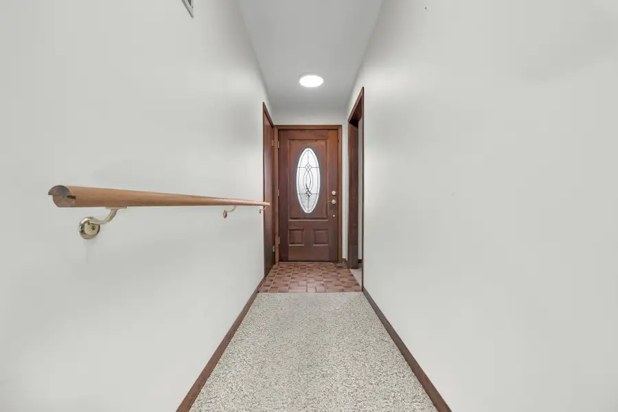 110 N Heatherhill Drive, Bellefontaine, OH 43311 - #2