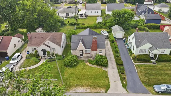 1127 Wildwood Avenue, Columbus, OH 43219