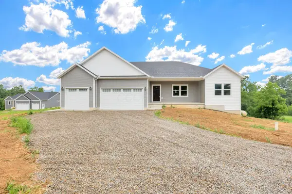 621 Trapp Lane, Hopewell, OH 43746