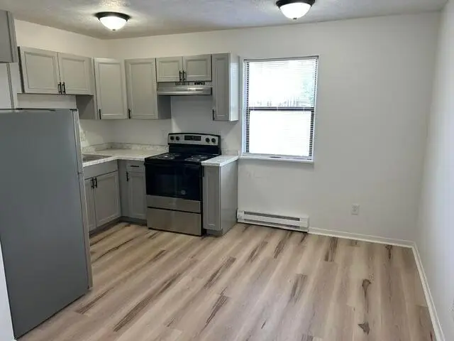 270 Everett Avenue, Newark, OH 43055 - #3