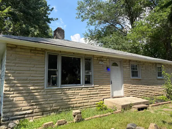 1202 E Walnut Street, Westerville, OH 43081
