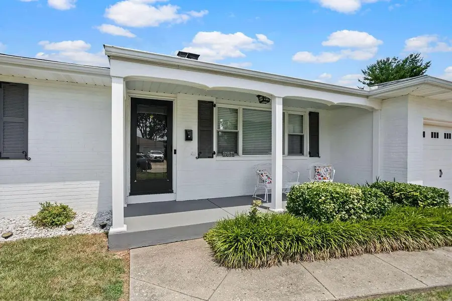 2698 Eugene Avenue, Grove City, OH 43123 - #2