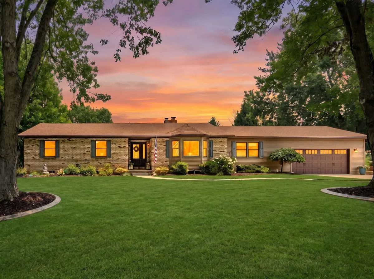 10750 Springwater Drive, Mount Vernon, OH 43050 - #1