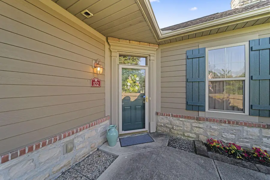 122 Stonegate Drive, Pataskala, OH 43062 - #3