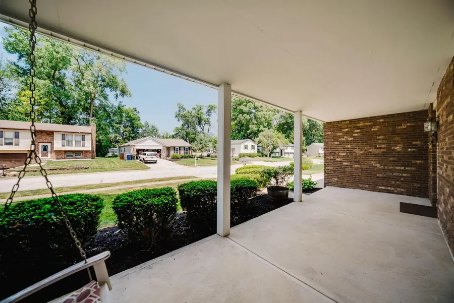 3953 Spyglass Drive, Columbus, OH 43228 - #3