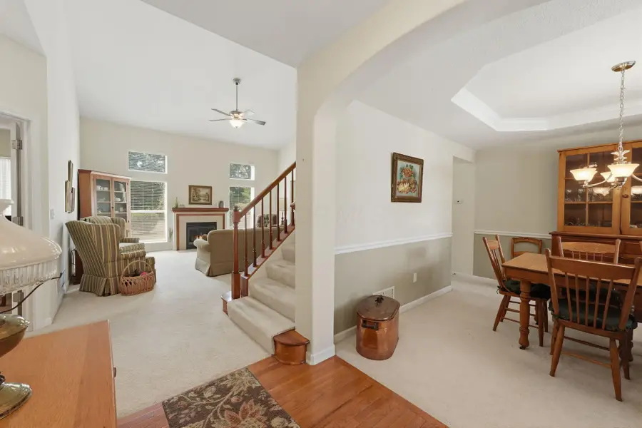 398 Shawnee Loop S, Pataskala, OH 43062 - #2
