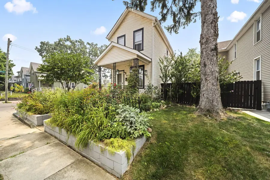 353 E Morrill Avenue, Columbus, OH 43207 - #2
