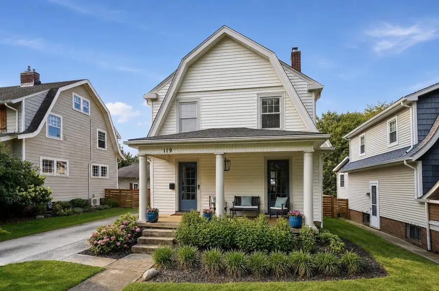 119 E Dunedin Road, Columbus, OH 43214 - #3