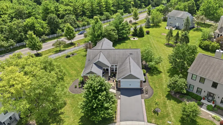 83 Hartfield Court, Powell, OH 43065 - #3