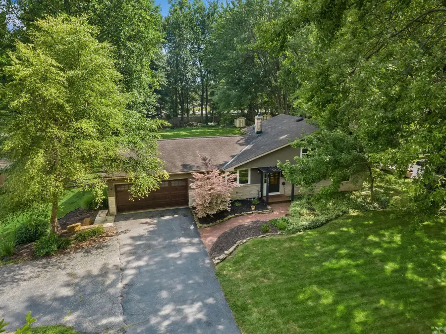 3671 Skyline Drive, Columbus, OH 43235 - #3
