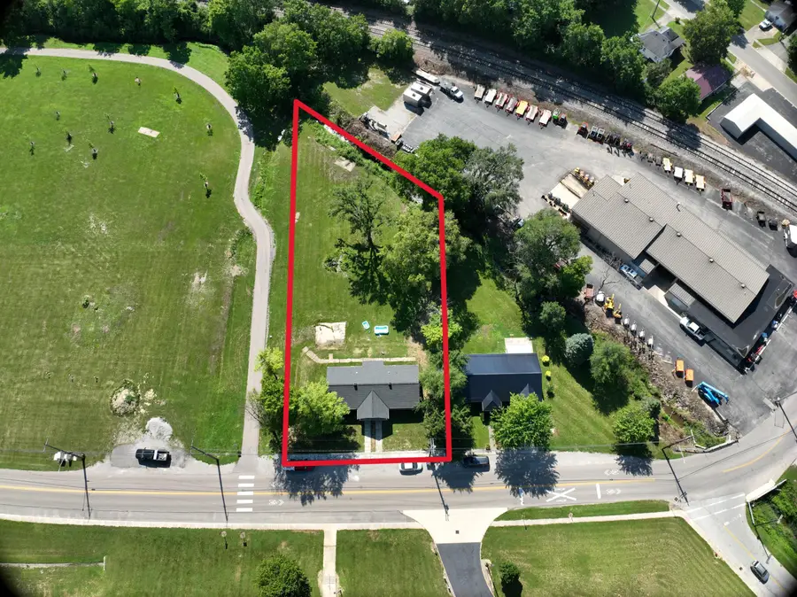 733 W Oakland Avenue, Washington Court House, OH 43160 - #3