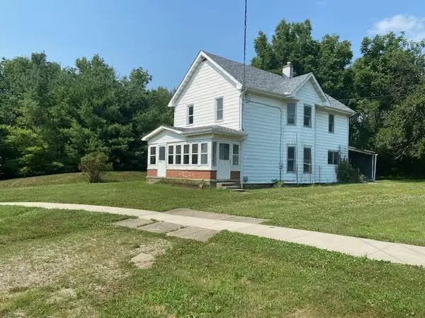 326 N Main Street, New Holland, OH 43145