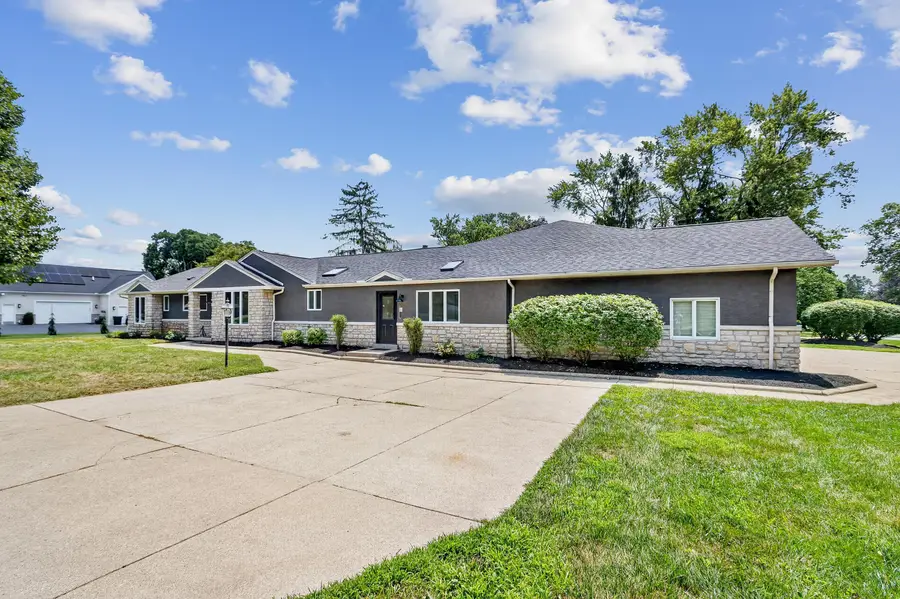 3781 Rushmore Drive, Upper Arlington, OH 43220 - #2