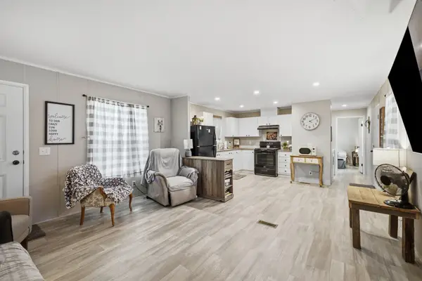 1260 State Route 97 E, Bellville, OH 44813