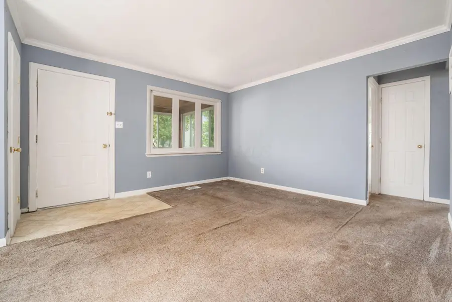 982 Colgate Road, Whitehall, OH 43213 - #3
