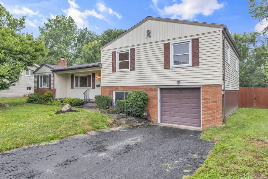 6676 Red Fox Road, Reynoldsburg, OH 43068 - #2