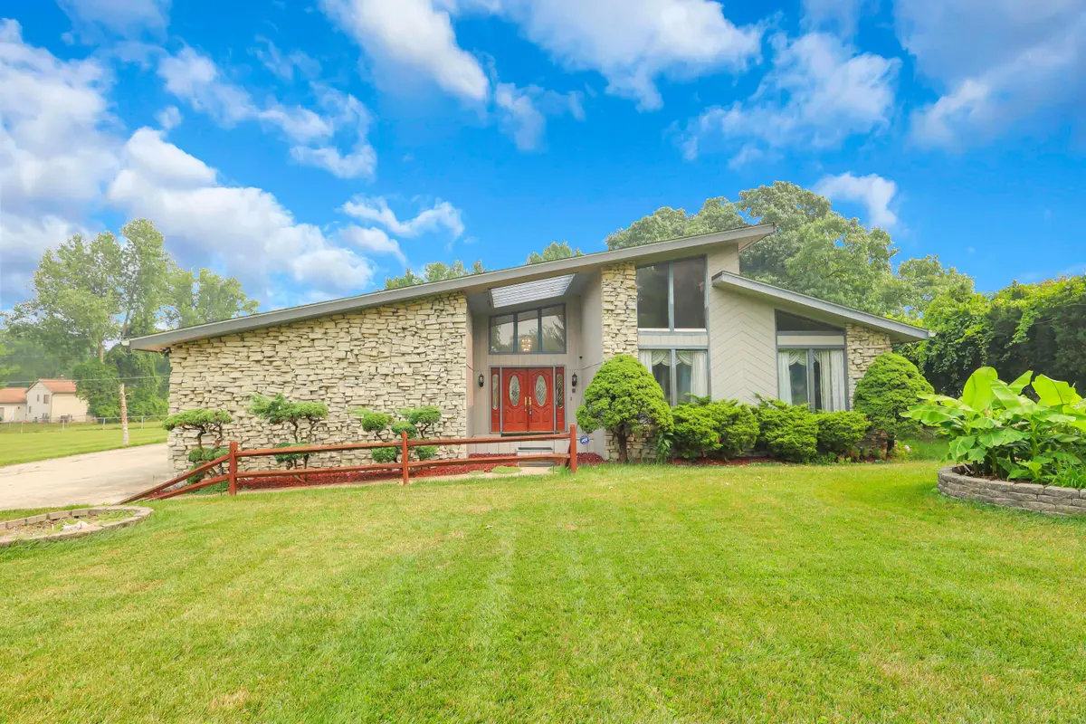 3350 Sycamore Knoll Drive, Columbus, OH 43219 - #1