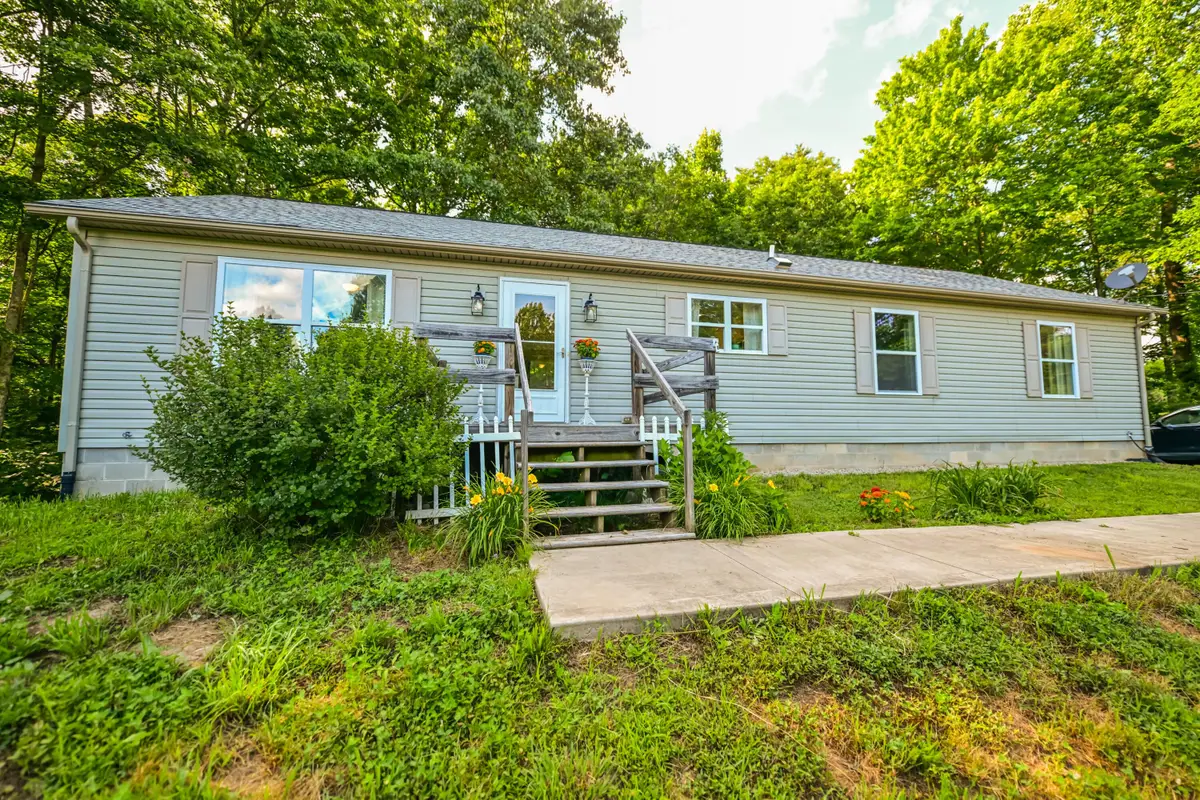 39088 Mcdaniel Road, Nelsonville, OH 45764 - #1