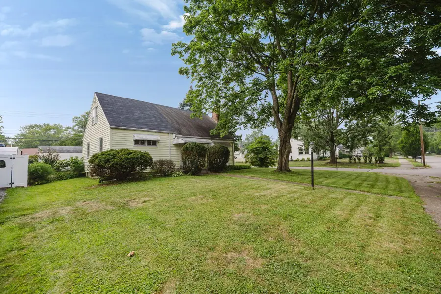 39 Lowell Road, Columbus, OH 43209 - #3