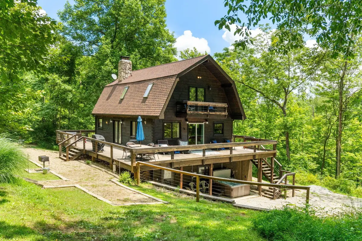 26060 Wildcat Hollow Road, Rockbridge, OH 43149 - #1