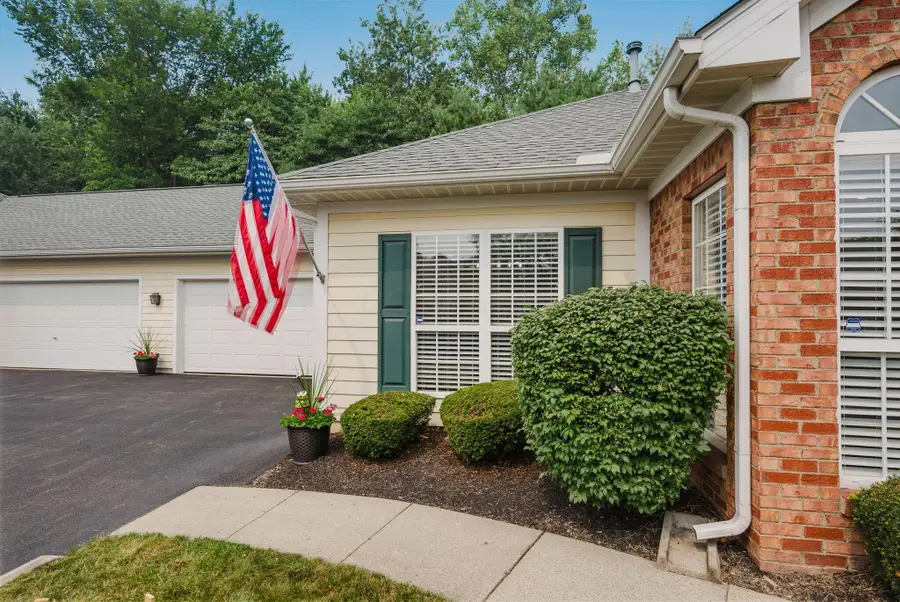 141 Glade Springs Drive, Blacklick, OH 43004 - #3