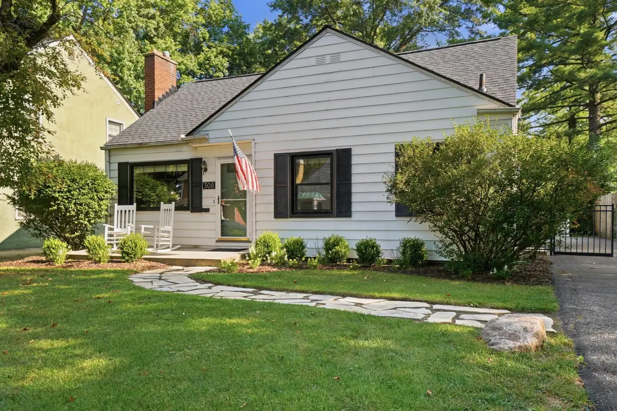 308 E Beaumont Road, Columbus, OH 43214 - #1