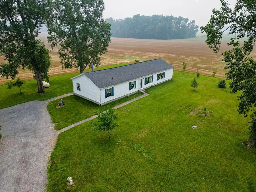 5800 N Section Line Road, Radnor, OH 43066 - #2
