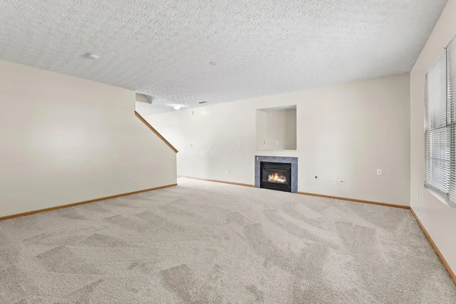 4807 Perlman Street, Columbus, OH 43228 - #3