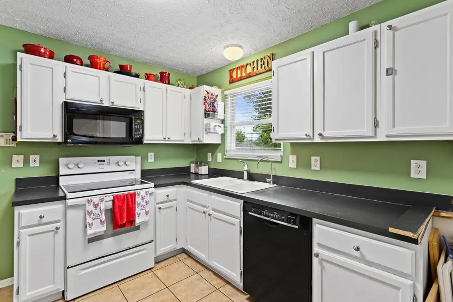 670 Poppy Lane, Marysville, OH 43040 - #3