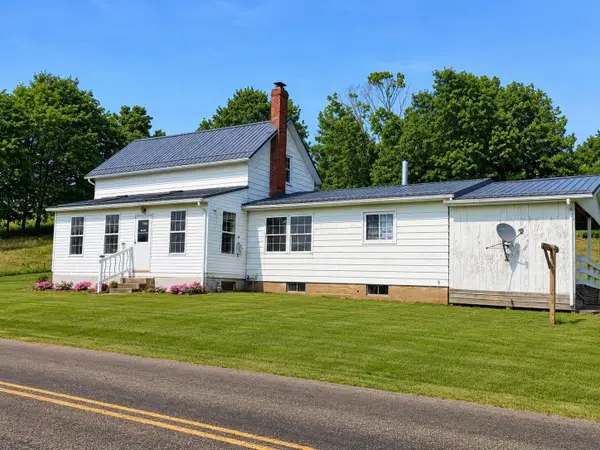 10050 Pipesville Road, Gambier, OH 43022