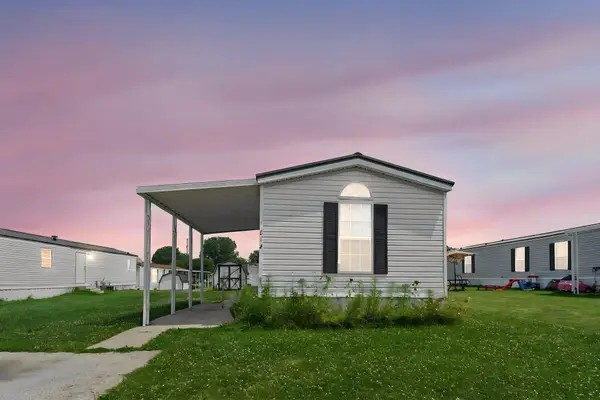 1100 Thornwood Drive Sw, Heath, OH 43056