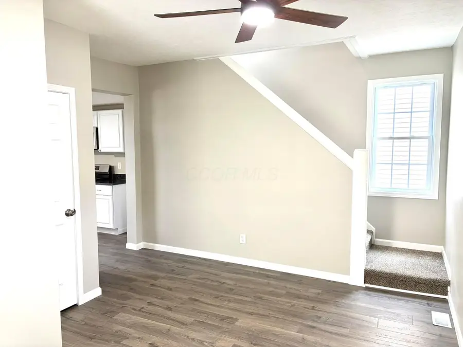 21 Dewey Avenue, Newark, OH 43055 - #3