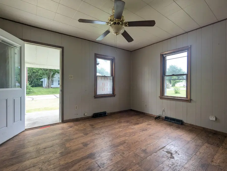 711 Kinnane Avenue, Springfield, OH 45505 - #2