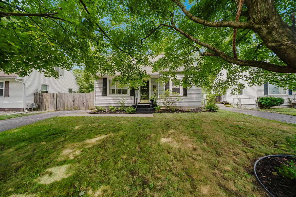 852 E Longview Avenue, Columbus, OH 43224 - #1