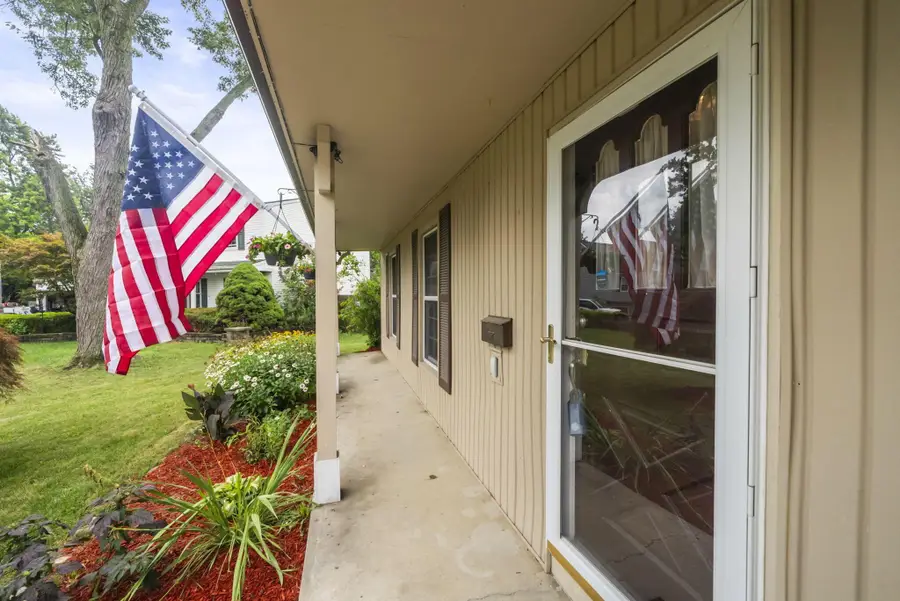 3503 Castleton Street, Grove City, OH 43123 - #2