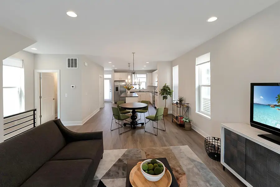 41 S Hartford Avenue, Columbus, OH 43222 - #3