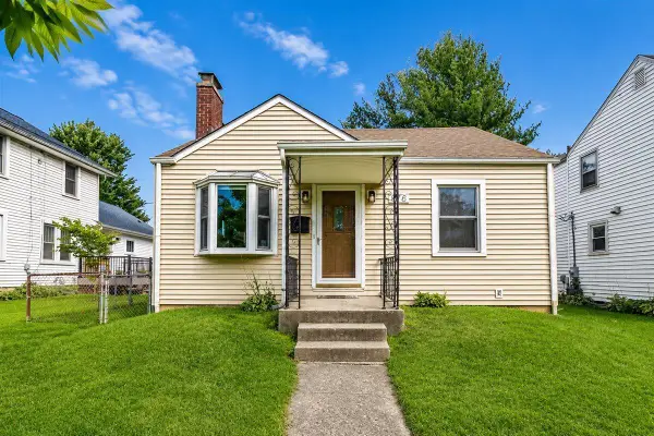 876 Montrose Avenue, Bexley, OH 43209