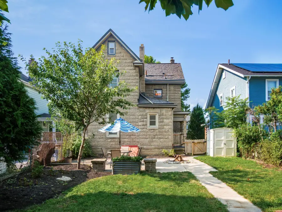 176 E Kelso Road, Columbus, OH 43202 - #3