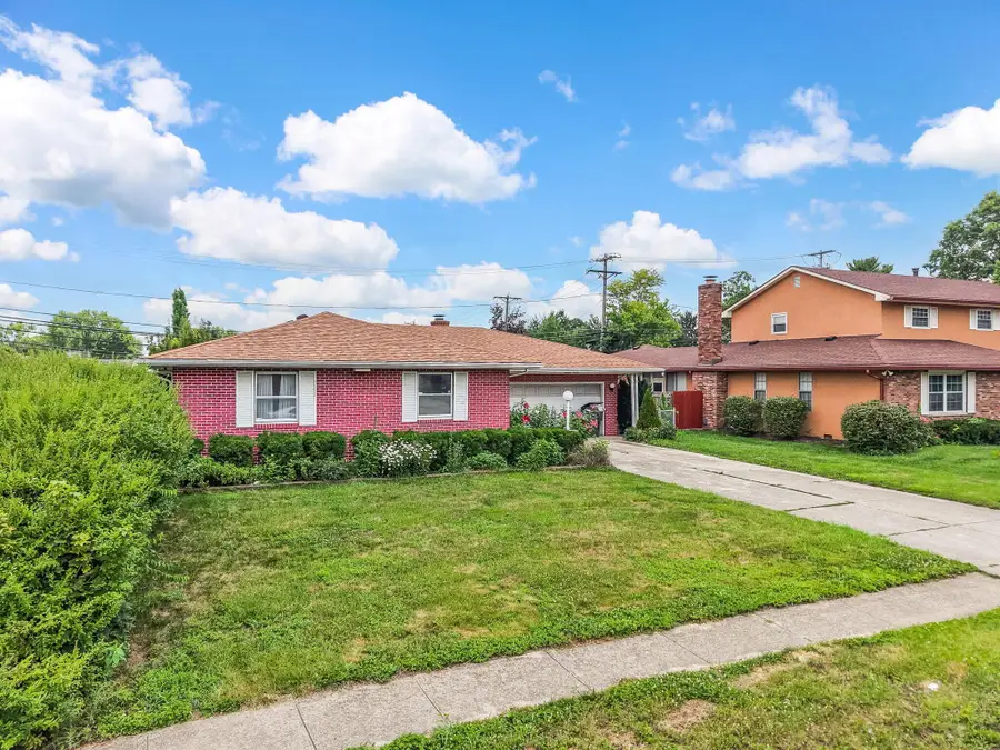 1616 Sienna Lane N, Columbus, OH 43229 - #3