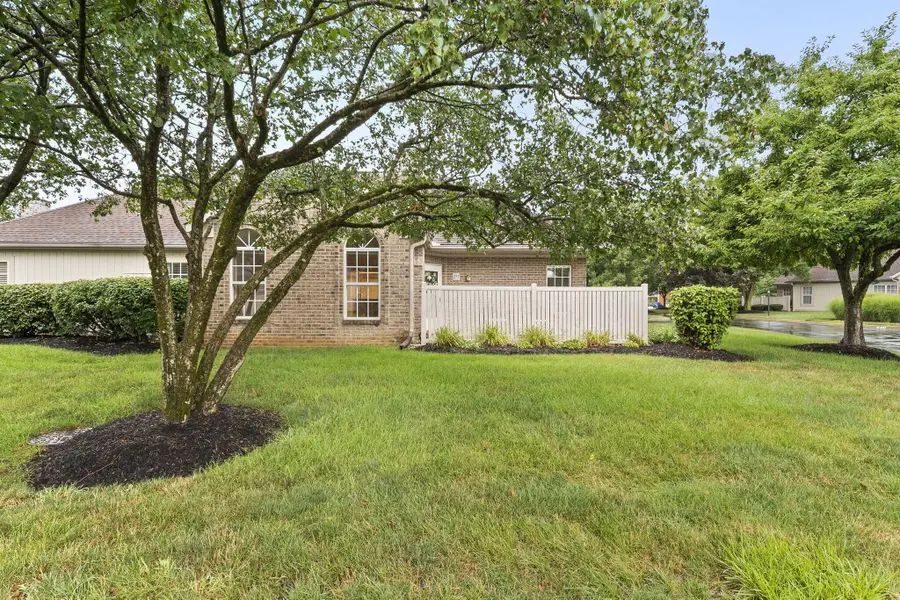 277 Pointe Place, Westerville, OH 43082 - #3
