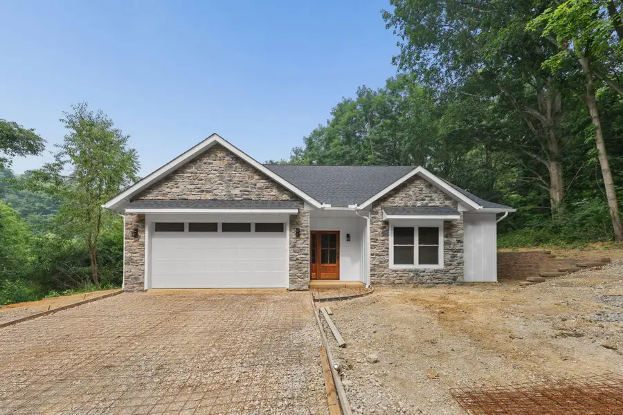 706 Berry Road, Howard, OH 43028 - #3