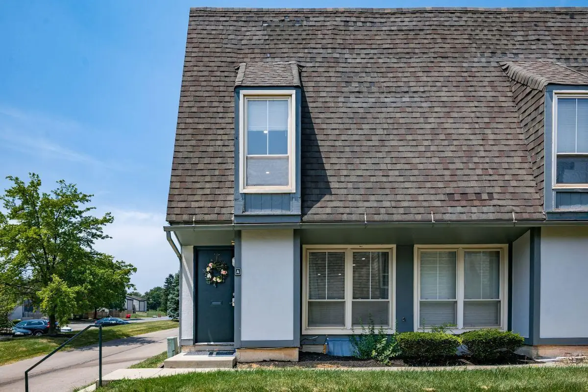 1046 Merrimar Circle N, Columbus, OH 43220 - #1