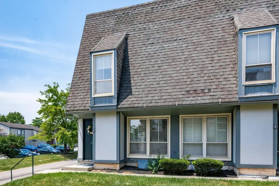 1046 Merrimar Circle N, Columbus, OH 43220 - #2