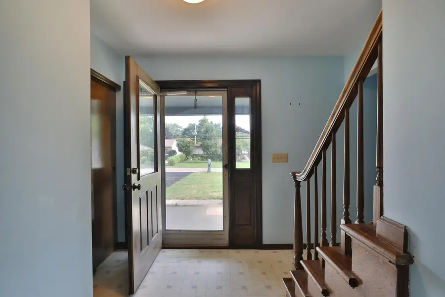 1533 Francisco Road, Columbus, OH 43220 - #3