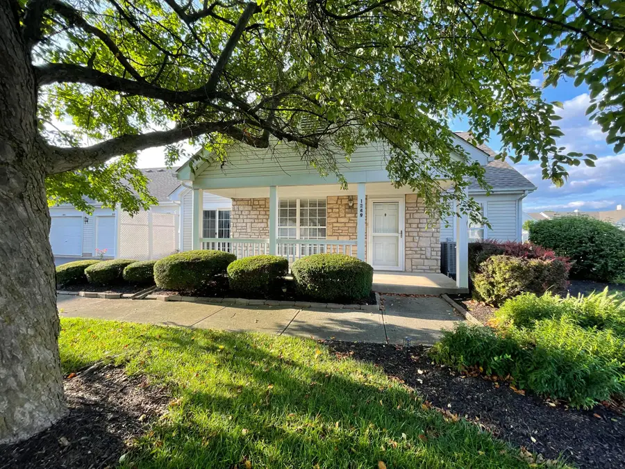 1249 Dunhurst Street, Circleville, OH 43113 - #2