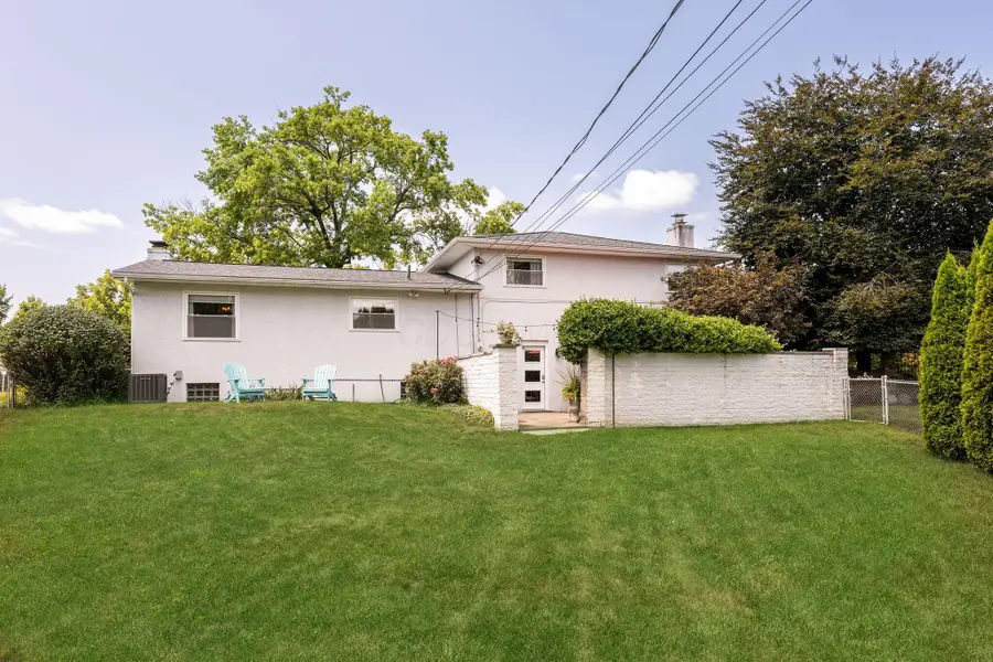 4310 Stinson Drive W, Columbus, OH 43214 - #2