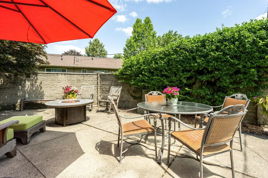 4310 Stinson Drive W, Columbus, OH 43214 - #3