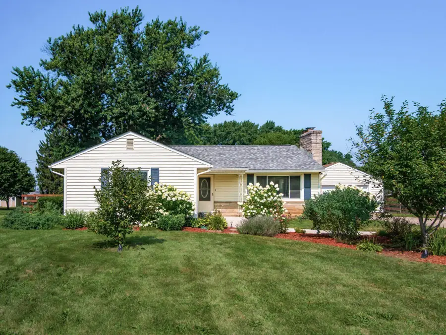 3883 Noe Bixby Road, Columbus, OH 43232 - #2