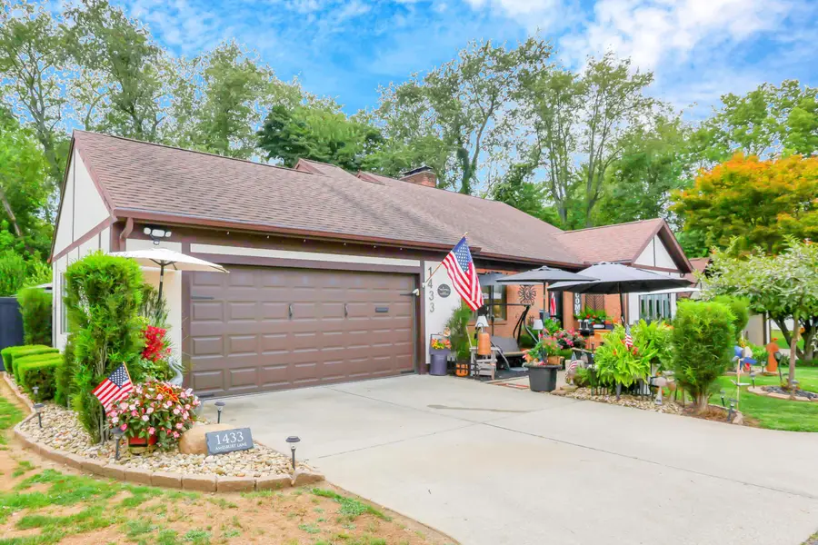 1433 Amesbury Lane, Newark, OH 43055 - #3