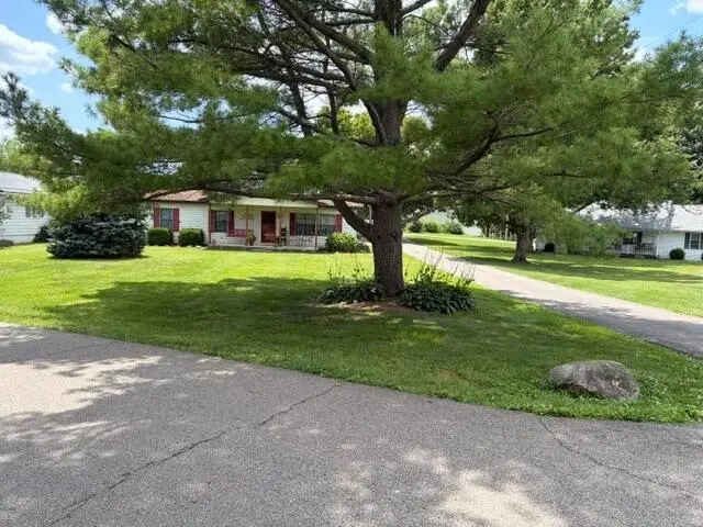 75 Park Drive, Thornville, OH 43076 - #1
